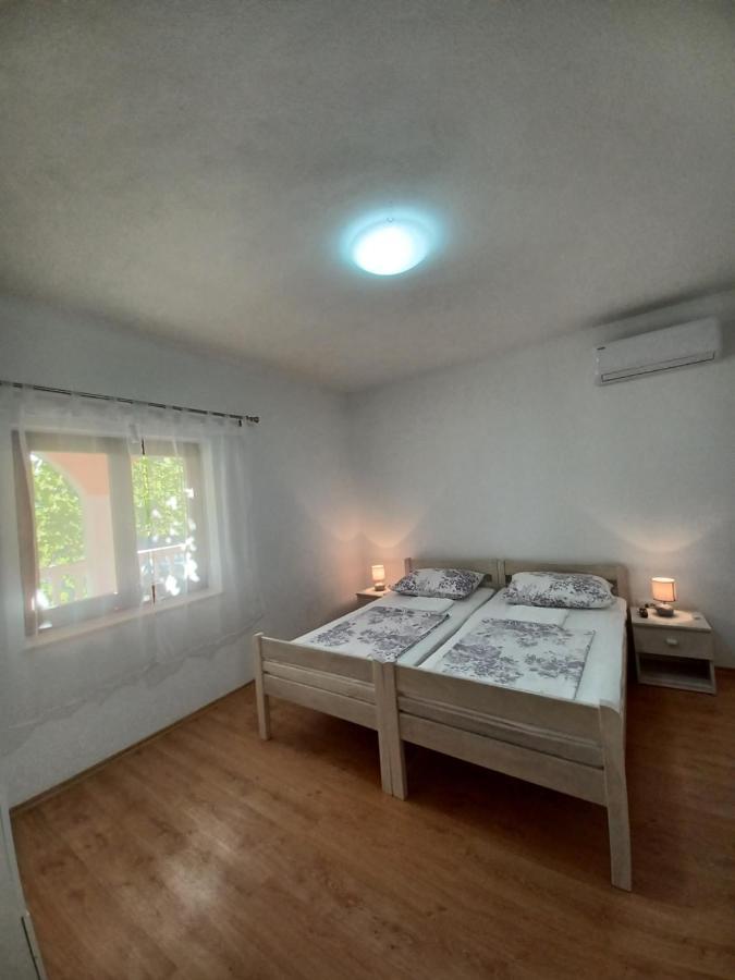 Apartment Mira Trogir Bagian luar foto
