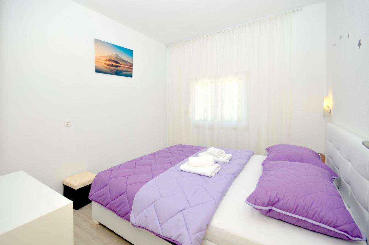 Apartment Mira Trogir Bagian luar foto