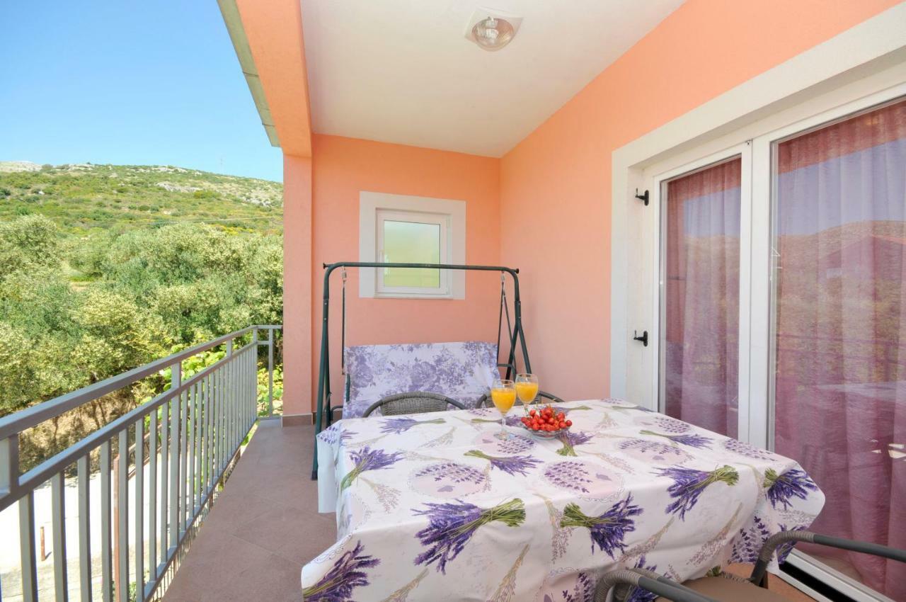 Apartment Mira Trogir Bagian luar foto